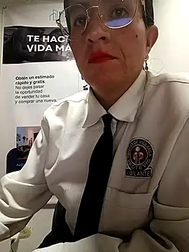 Valentina--1 online show from 04/18/26, 10:17