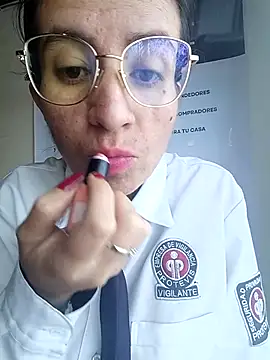 Snapshot of Valentina--1 chatting on 12/05/25, 12:04 Valentina--1 online show from 12/05/25, 12:04