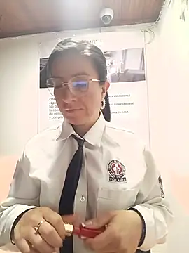 Valentina--1 online show from 07/06/26, 10:44