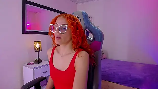 celeste blazze  online show from 12/03/25, 04:28