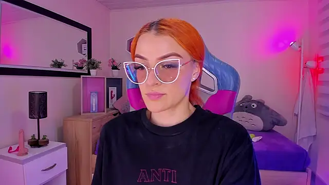 celeste blazze  online show from 02/11/26, 05:24