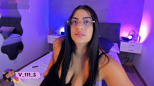 Snapshot of andreanix chatting on 01/18/26, 08:45 andreanix online show from 01/18/26, 08:45