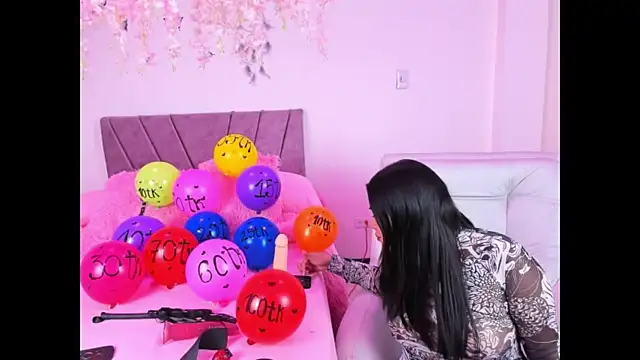 victoriagot  online show from 12/03/25, 05:19