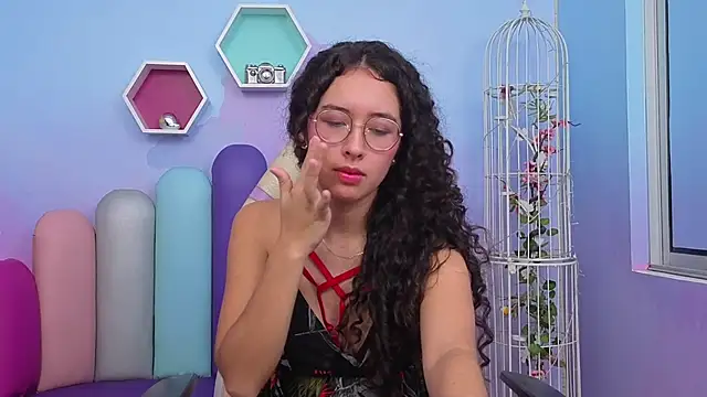 Sasha-Monroe online show from 12/01/25, 04:02