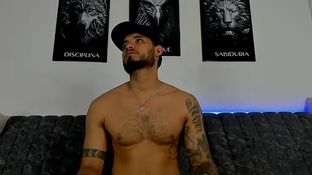 AUSTINN TORRES online show from 06/30/26, 01:38