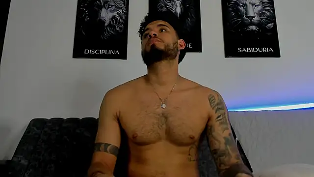 AUSTINN TORRES online show from 07/17/26, 12:30