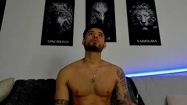 AUSTINN TORRES online show from 07/18/26, 12:08