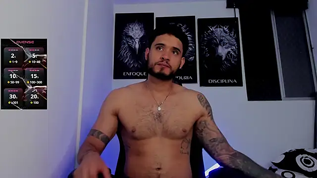 Snapshot of AUSTINN_TORRES chatting on 02/18/26, 12:41 AUSTINN TORRES online show from 02/18/26, 12:41