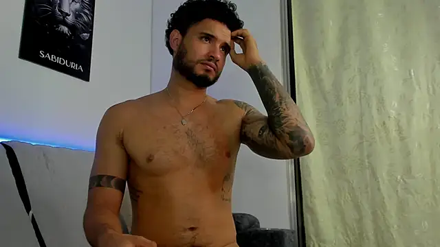 AUSTINN TORRES online show from 06/25/26, 05:12