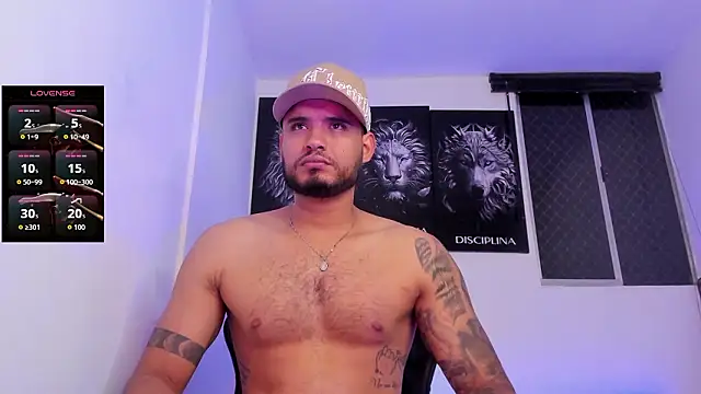 AUSTINN TORRES online show from 03/04/26, 01:02