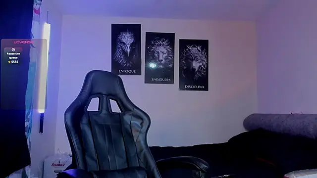 Snapshot of AUSTINN_TORRES chatting on 01/15/26, 12:36 AUSTINN TORRES online show from 01/15/26, 12:36