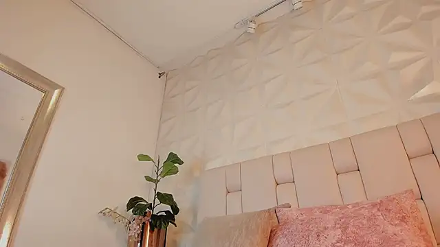 EmilyAllen 1 online show from 02/14/26, 01:28