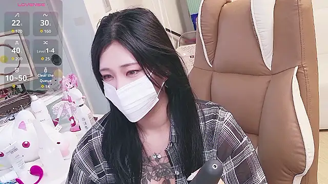 Milk Sola online show from 05/28/26, 10:22
