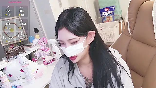 Milk Sola online show from 06/01/26, 03:22