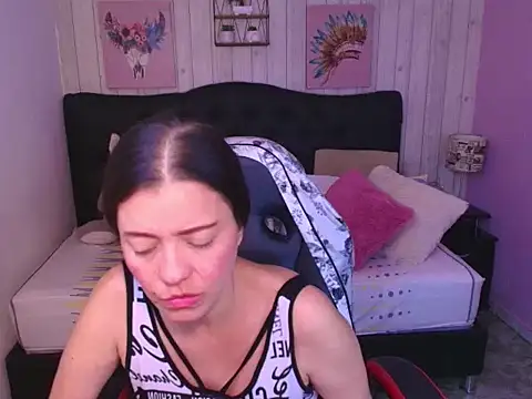 Snapshot of _Rachel_Jones_ chatting on 02/04/26, 12:16 Rachel Jones online show from 02/04/26, 12:16