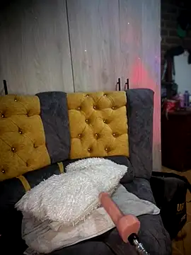 soymiia 333 online show from 10/31/25, 11:22