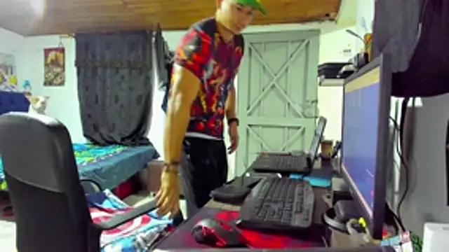 Malek Ivonny online show from 11/06/25, 11:31