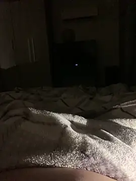 Snapshot of bfelipedasilva chatting on 11/01/25, 01:01 bfelipedasilva online show from 11/01/25, 01:01