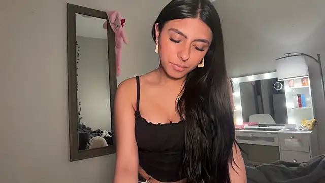 Sophiasecretsx online show from 10/29/25, 09:58