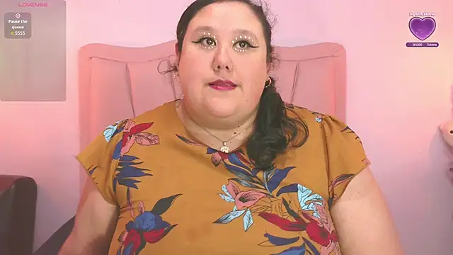 Snapshot of marianabbw30 chatting on 12/04/25, 04:44 marianabbw30 online show from 12/04/25, 04:44
