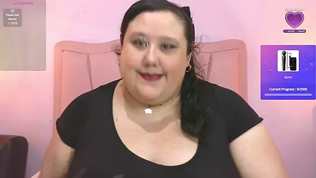 Snapshot of marianabbw30 chatting on 11/23/25, 05:39 marianabbw30 online show from 11/23/25, 05:39