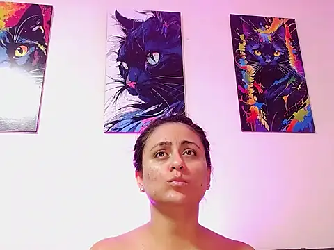 Caroline Jons online show from 11/05/25, 01:58