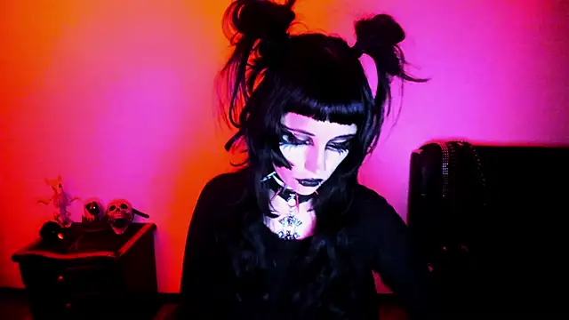 Snapshot of Yueeclipsa chatting on 01/11/26, 04:30 Yueeclipsa online show from 01/11/26, 04:30