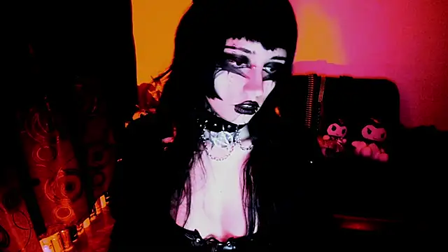 Snapshot of Yueeclipsa chatting on 02/14/26, 04:56 Yueeclipsa online show from 02/14/26, 04:56