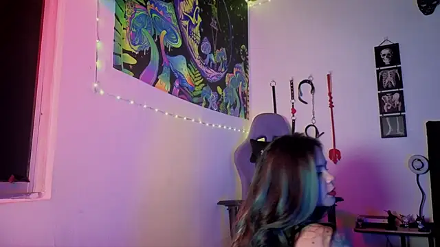 AshGraven online show from 11/29/25, 11:05