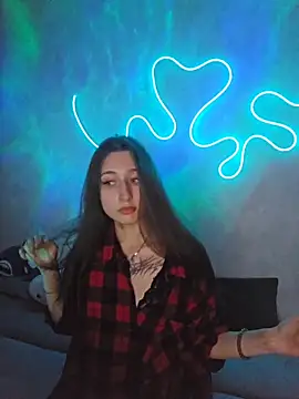 Emma Wilsons online show from 11/23/25, 02:16