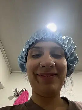 sarah honey   online show from 12/02/25, 03:19