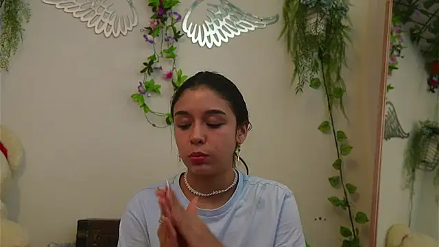 ISA NIXON online show from 11/30/25, 06:09