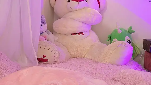 ISA NIXON online show from 03/22/26, 09:49