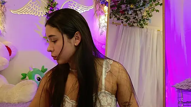 ISA NIXON online show from 02/17/26, 11:02