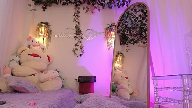 ISA NIXON online show from 02/07/26, 08:39