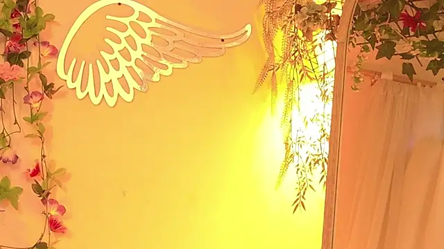 ISA NIXON online show from 04/11/26, 10:24