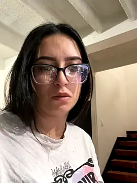 Kloe Novoa online show from 11/26/25, 01:33