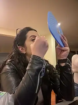 Kloe Novoa online show from 03/06/26, 12:22