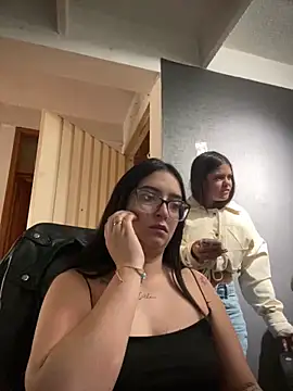 Kloe Novoa online show from 02/10/26, 01:21