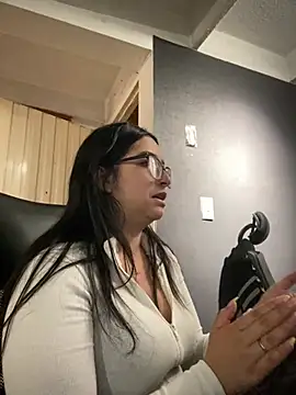 Kloe Novoa online show from 01/17/26, 01:26