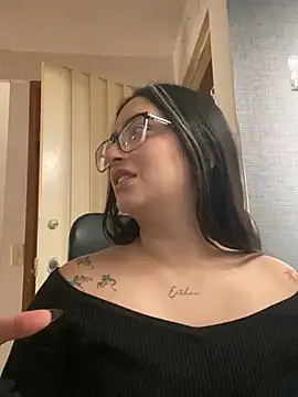 Kloe Novoa online show from 02/19/26, 01:41