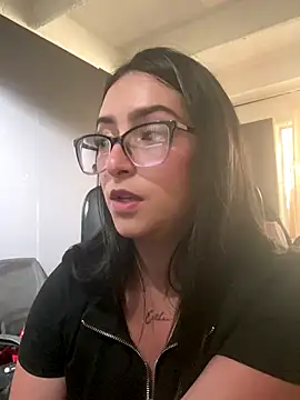 Kloe Novoa online show from 01/05/26, 05:27