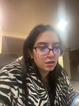 Kloe Novoa online show from 03/03/26, 12:23