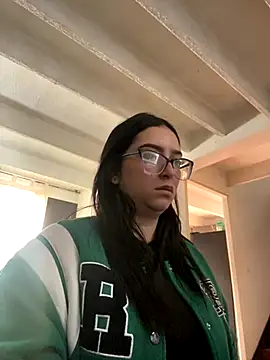 Kloe Novoa online show from 12/05/25, 02:04