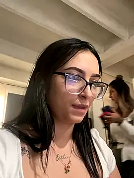 Kloe Novoa online show from 11/28/25, 01:55