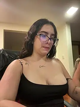 Kloe Novoa online show from 03/30/26, 12:06