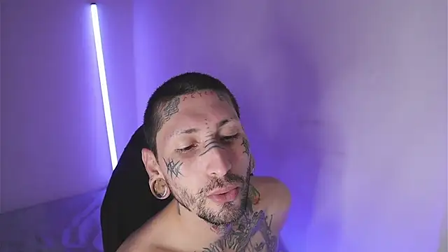 TokyoHatsumoto online show from 02/23/26, 11:05