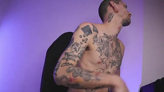 TokyoHatsumoto online show from 02/11/26, 11:04