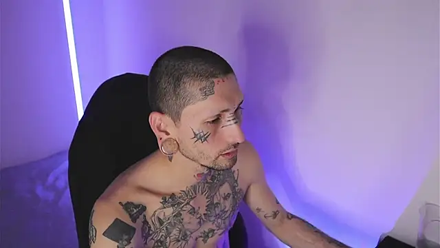 TokyoHatsumoto online show from 02/13/26, 11:16