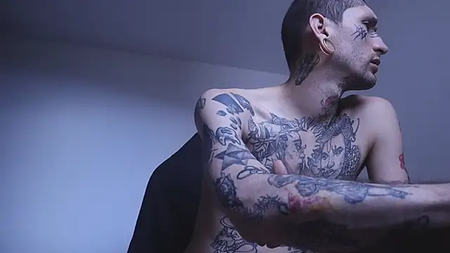 Snapshot of TokyoHatsumoto chatting on 11/22/25, 07:46 TokyoHatsumoto online show from 11/22/25, 07:46